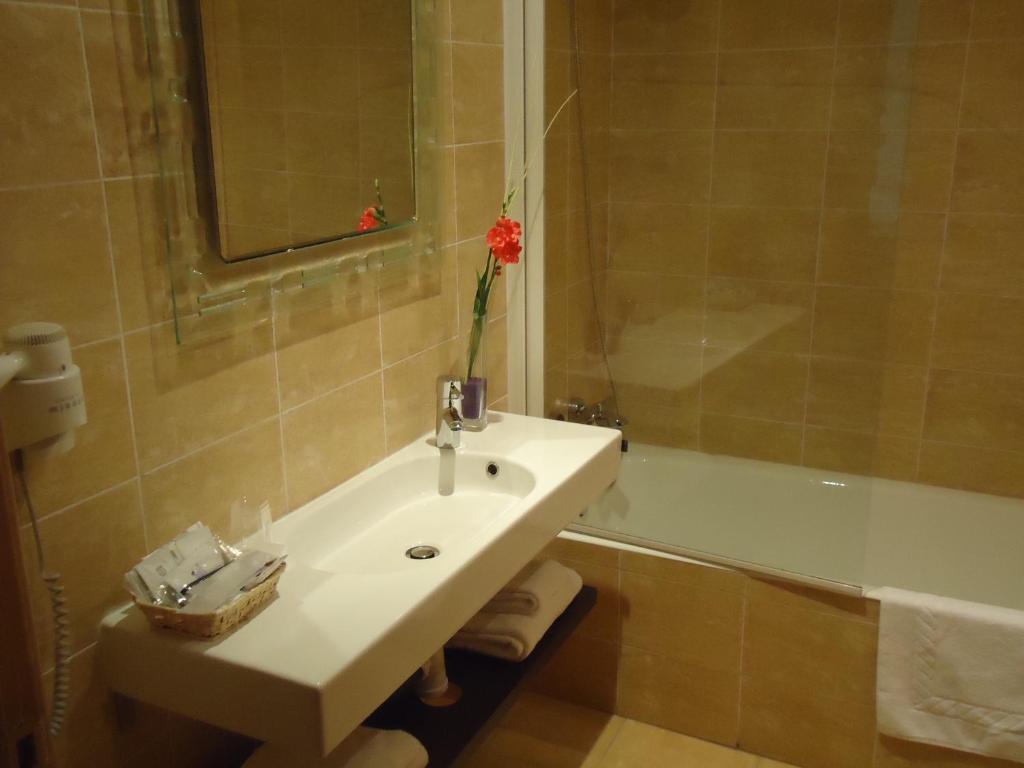 Hotel Santa Ana Arrasate/Mondragon Szoba fotó